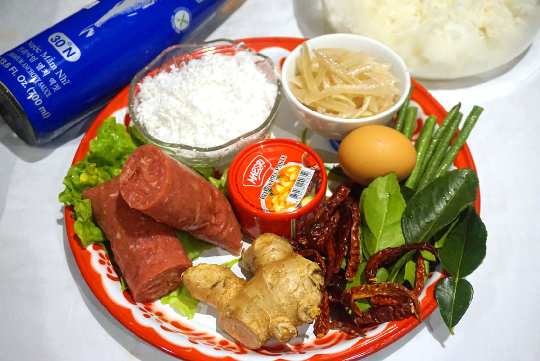 Image presents Crispy Rice Salad with Fermented Pork Recipe 1