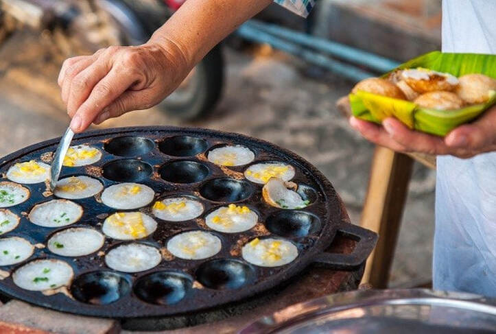 Aebleskiver Pans - CooksInfo