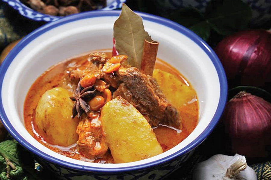 image presents Massaman Curry 1